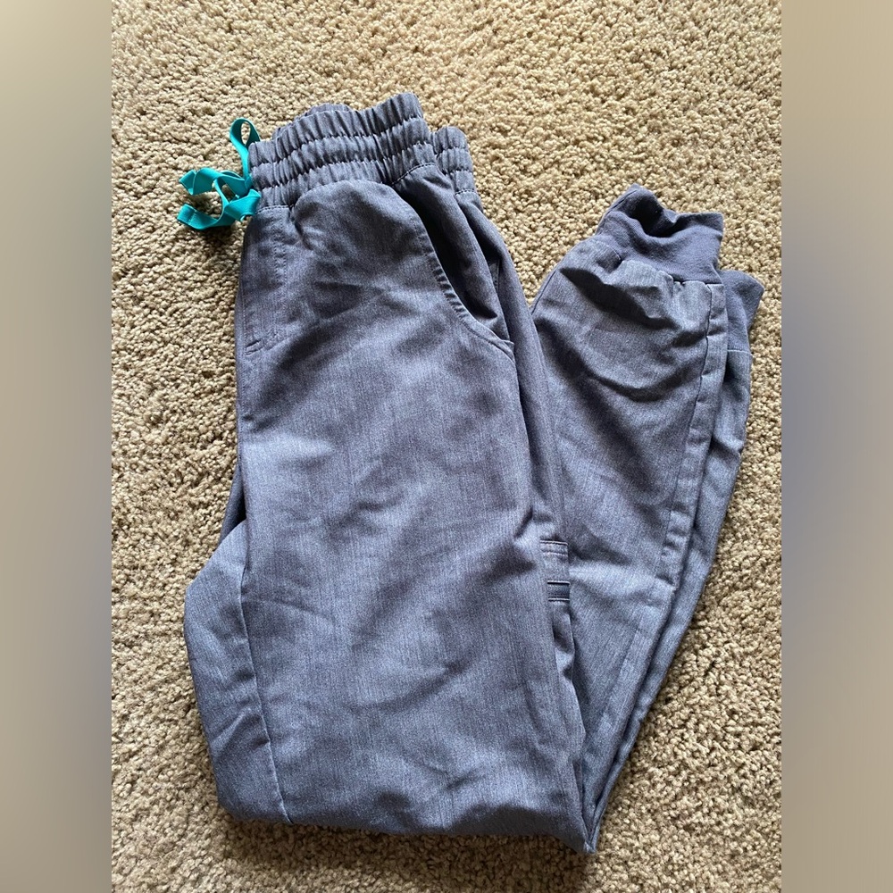 Figs High-Rise Scrub Joggers
